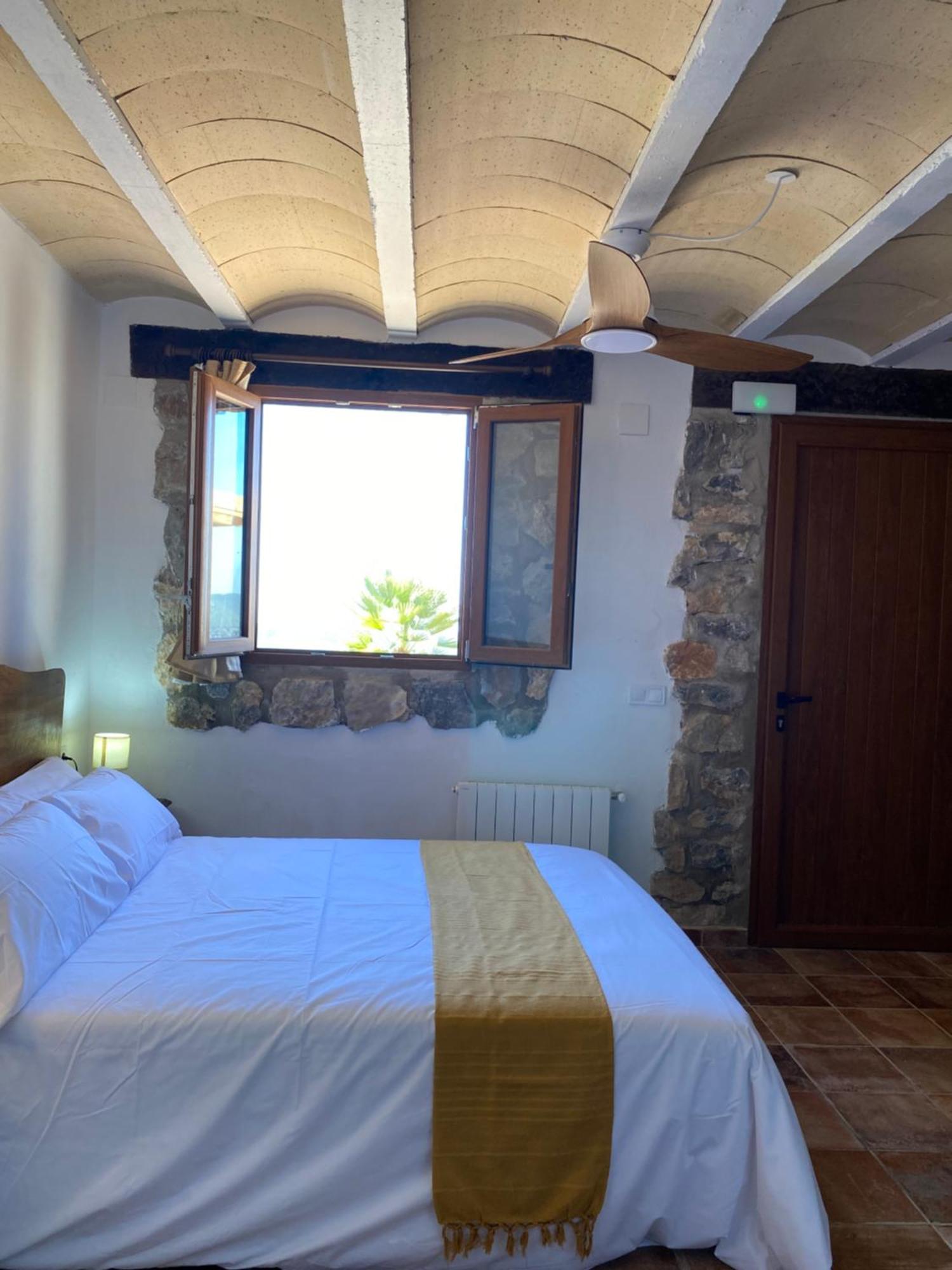 La Cueva De Miravet - Villa De Lujo En La Cima De La Montana Con Vistas Al Mar Cabanes  Esterno foto